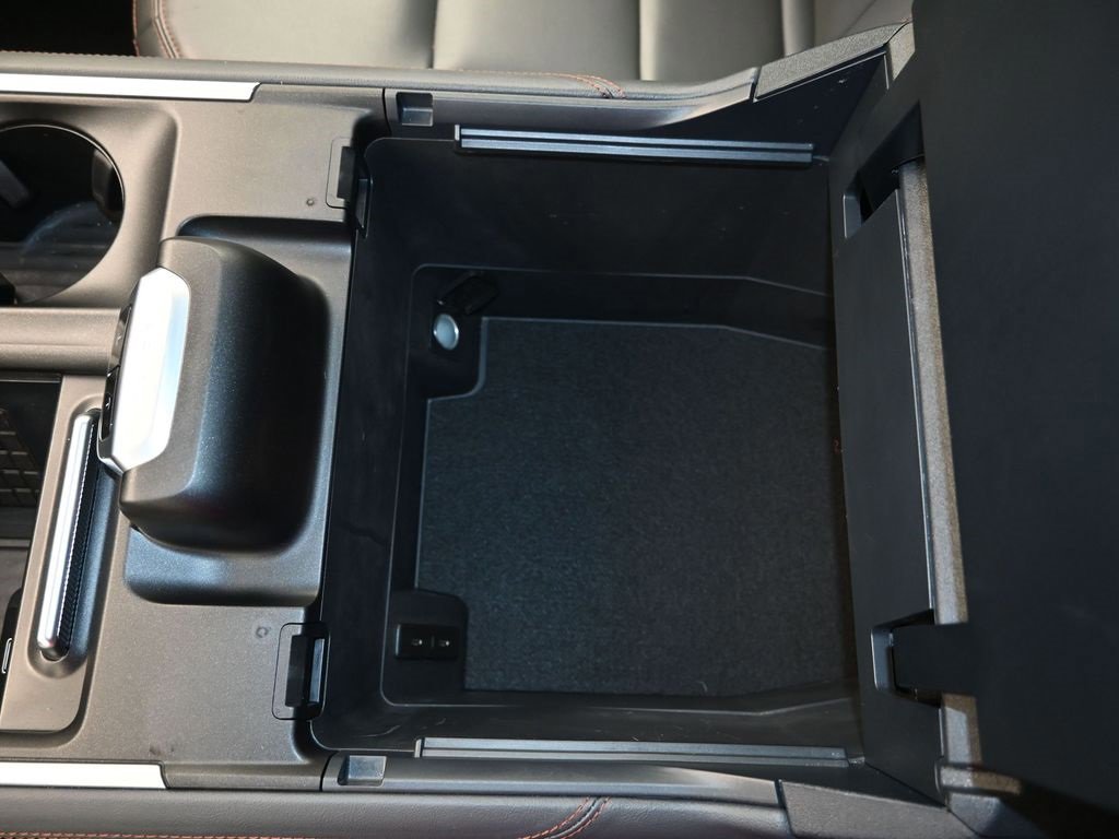 Certified 2025 Ford Expedition Active image 37