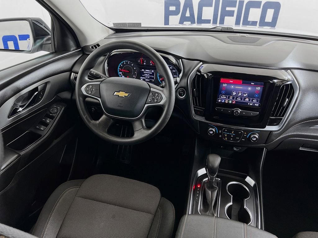 Used 2021 Chevrolet Traverse LS AWD/4WD image 26