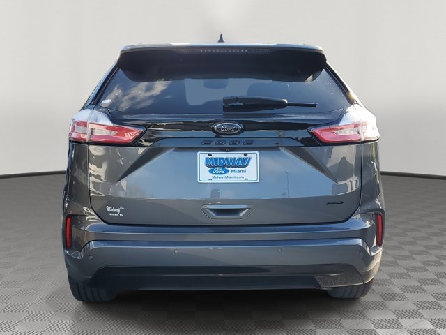 Certified 2022 Ford Edge SE w/ Black Appearance Package image 5