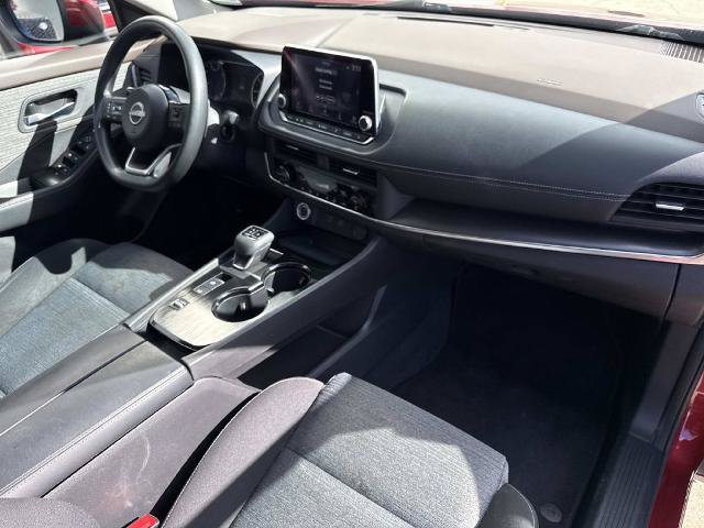 Used 2023 Nissan Rogue SV FWD image 12
