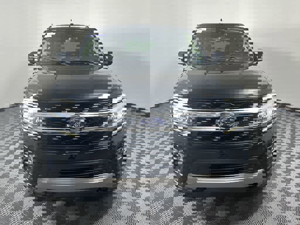 Certified 2023 Ford Expedition Limited image 11