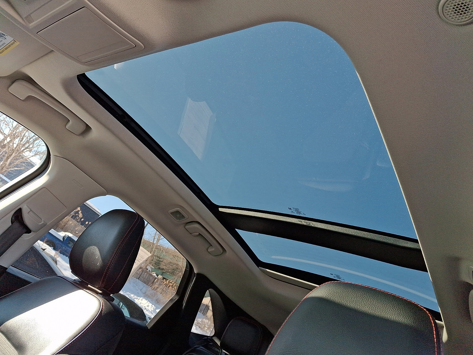 Certified 2022 Ford Escape SEL w/ SEL Stealth AWD Package image 21