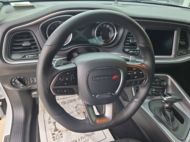 Used 2020 Dodge Challenger R/T w/ Performance Handling Group RWD image 16