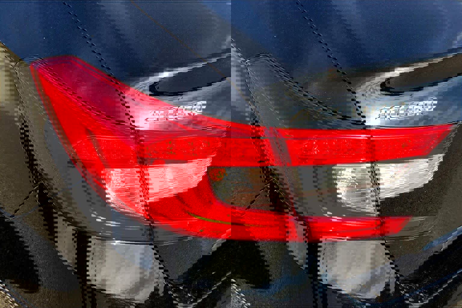 Used 2018 Honda Accord Touring image 28