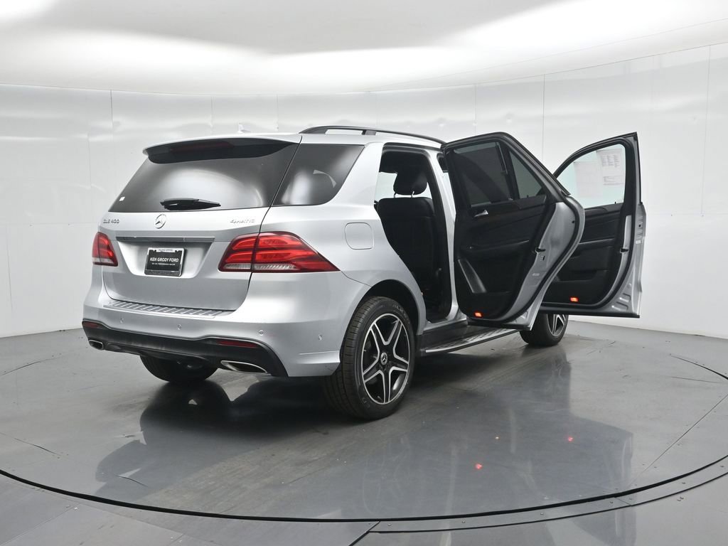 Used 2019 Mercedes-Benz GLE 400 4MATIC image 4
