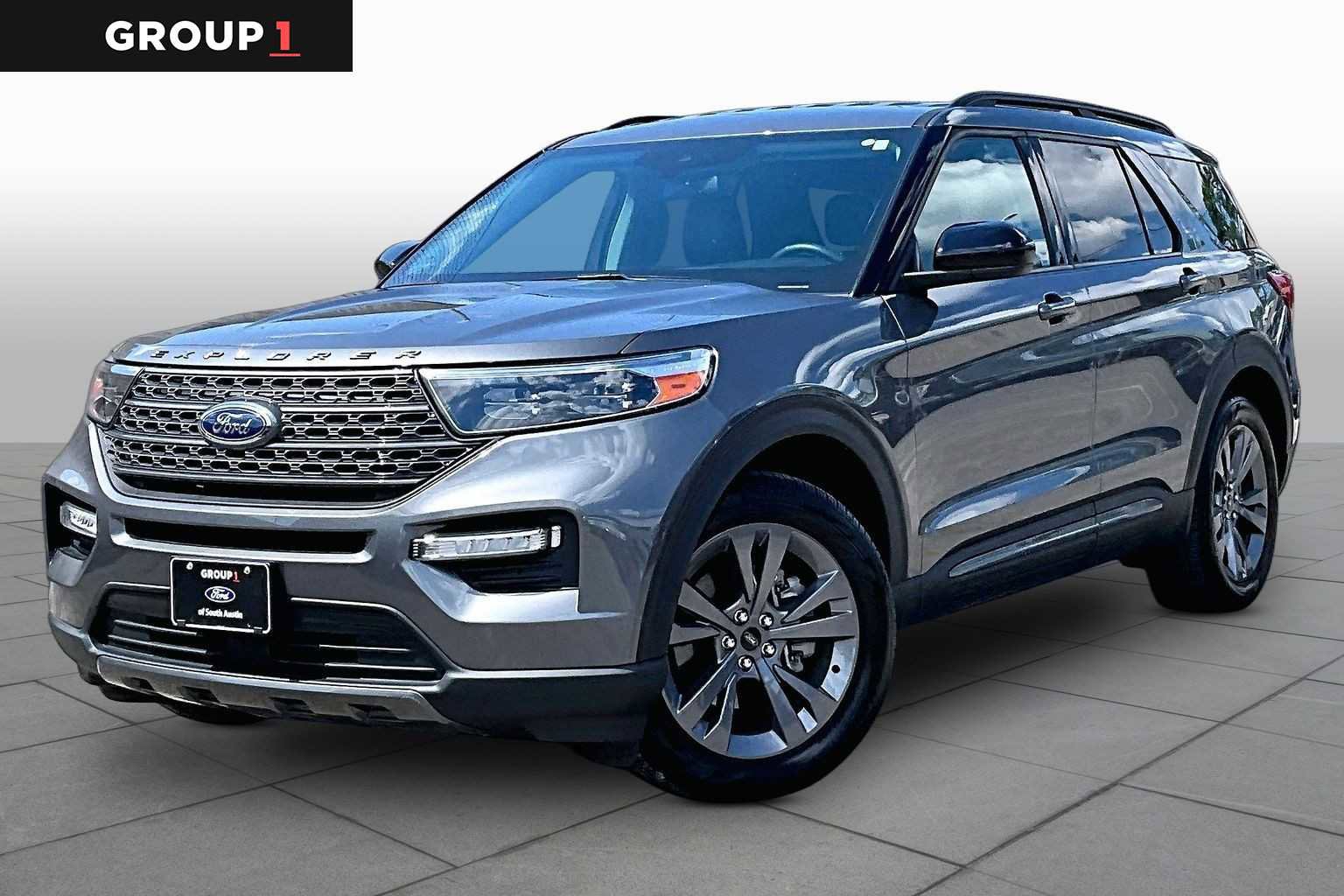 Certified 2023 Ford Explorer XLT w/ Equipment Group 202A