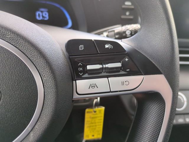 Used 2024 Hyundai Elantra SE image 22