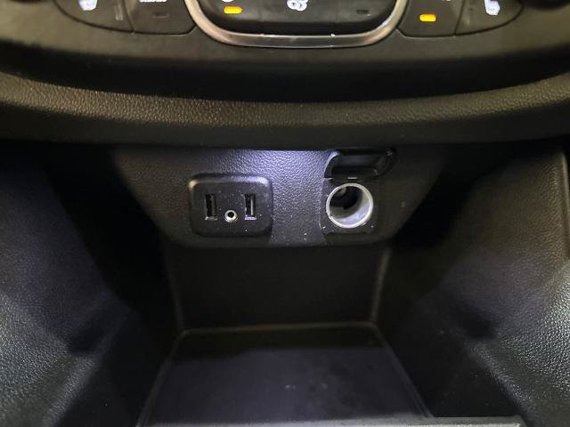 Used 2021 Chevrolet Traverse LT FWD image 28