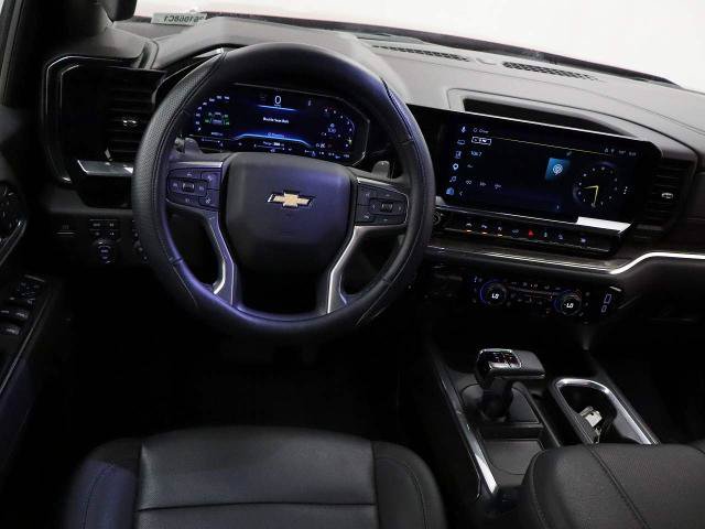 Used 2024 Chevrolet Silverado 1500 LTZ AWD/4WD image 14