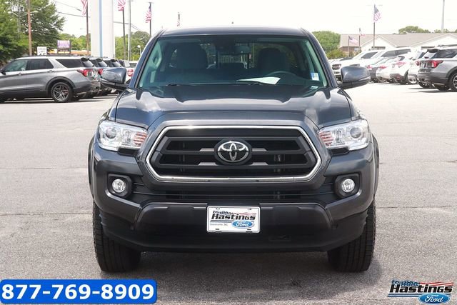 Used 2023 Toyota Tacoma SR5 w/ Technology Package AWD/4WD image 2