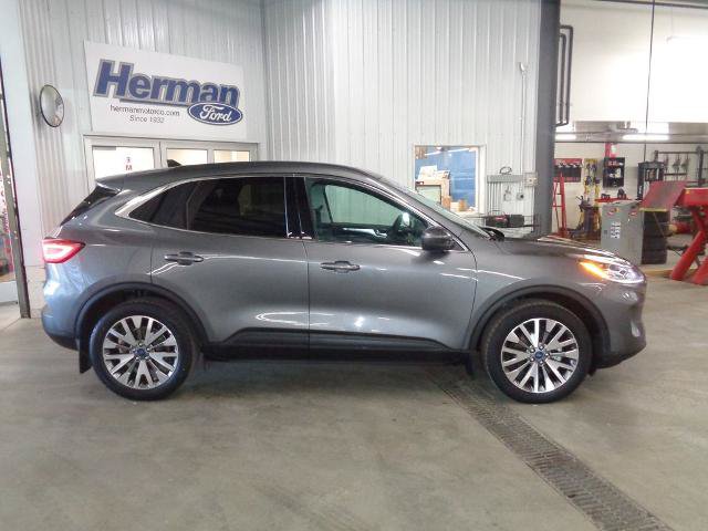 Certified 2022 Ford Escape Titanium w/ Class II Trailer Tow Package AWD/4WD image 1