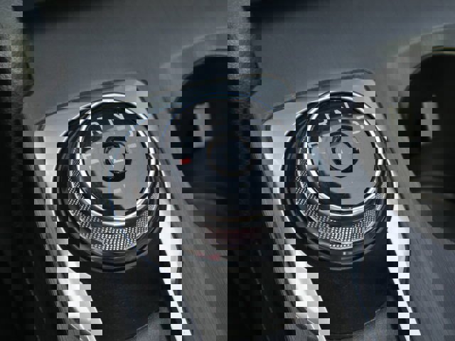 Certified 2022 Ford Escape SE w/ SE Sport Appearance Package image 15