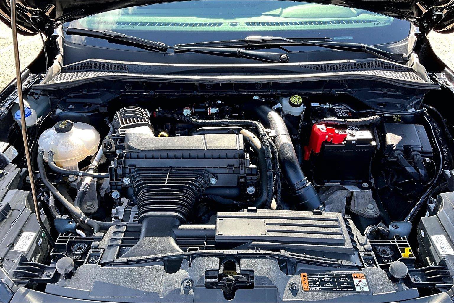Certified 2024 Ford Escape Platinum AWD/4WD image 14