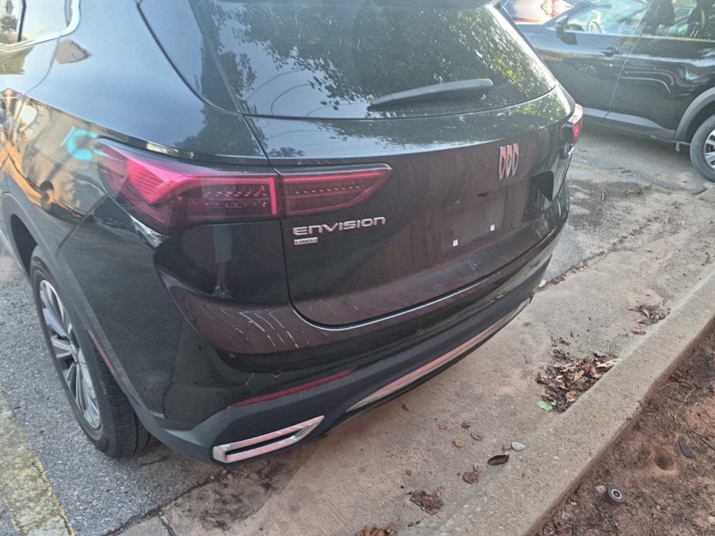 Used 2024 Buick Envision Preferred AWD/4WD image 11