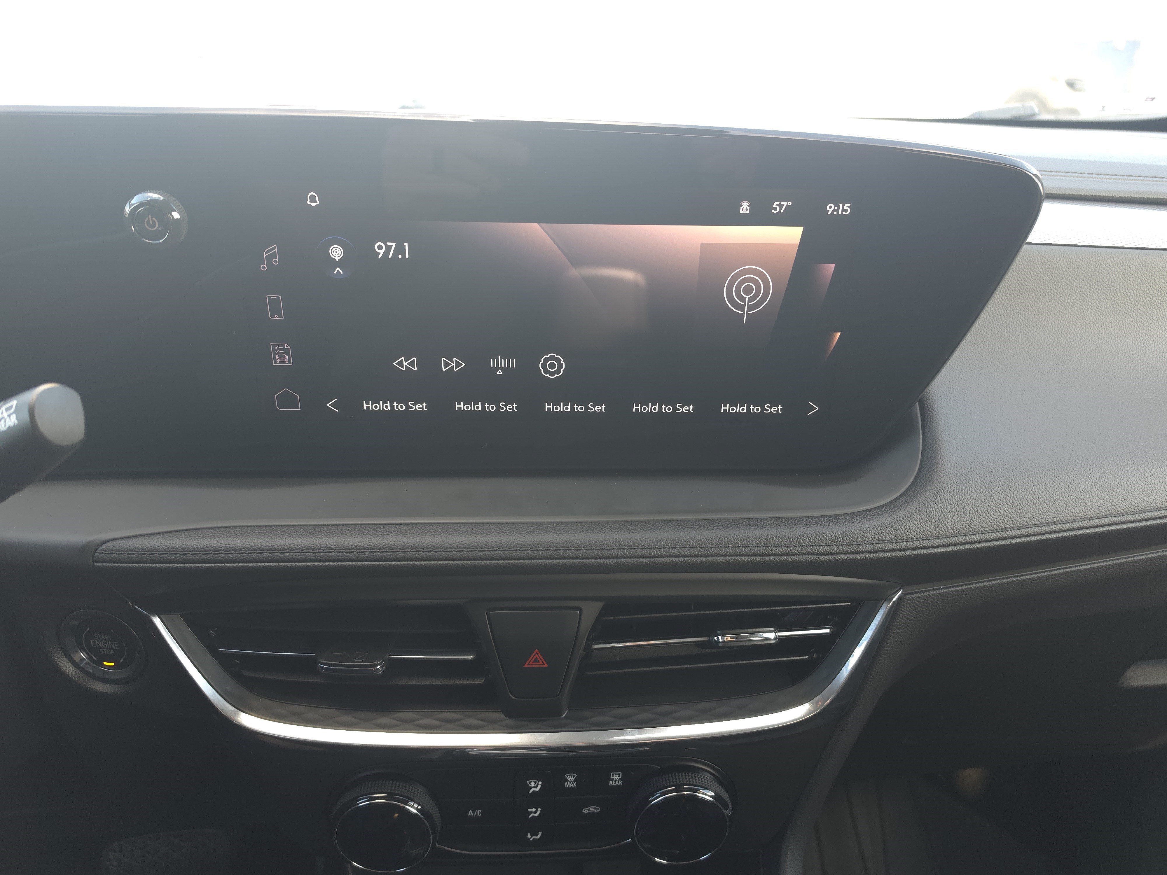 Used 2025 Buick Encore GX Preferred w/ Advanced Technology Package FWD image 13