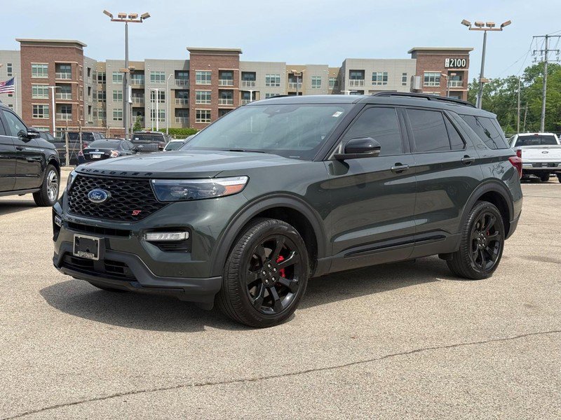 Certified 2024 Ford Explorer ST w/ Equipment Group 401A AWD/4WD image 9