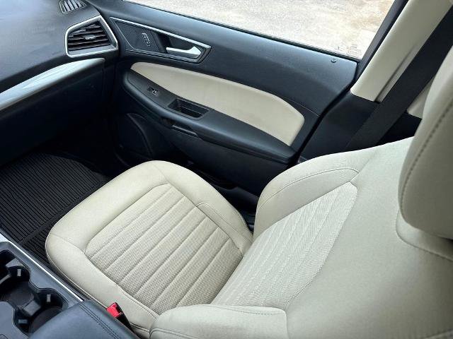 Certified 2021 Ford Edge SE FWD image 16