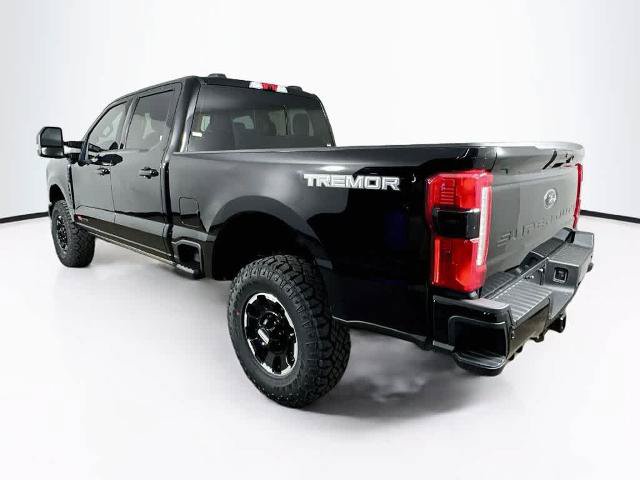 Certified 2025 Ford F250 Lariat w/ Lariat Ultimate Package AWD/4WD image 4