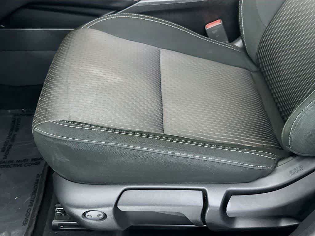 Used 2024 Mitsubishi Outlander ES FWD image 29