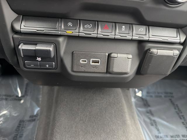 Used 2021 Chevrolet Silverado 1500 Custom w/ Safety Confidence Package image 20