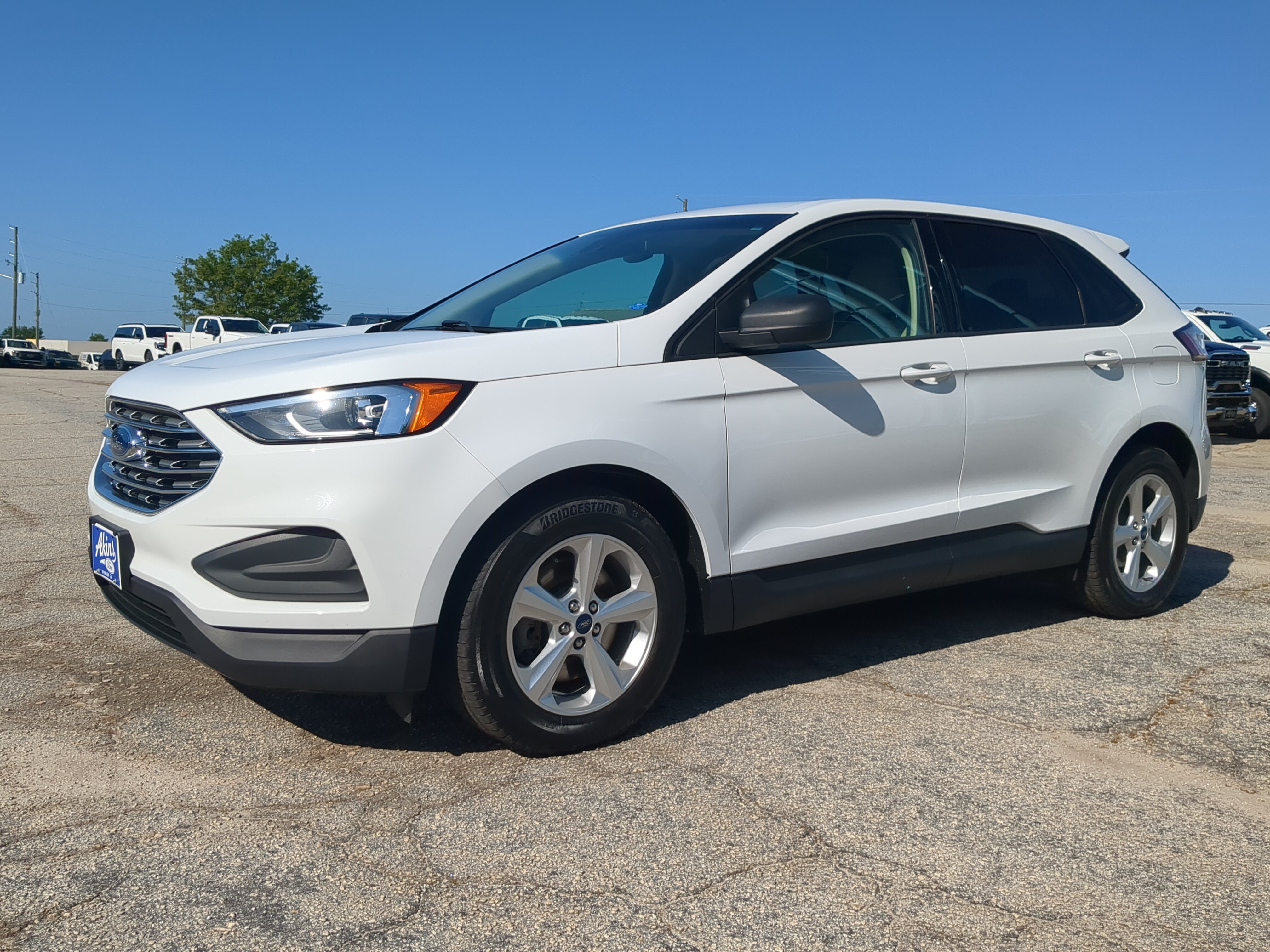 Certified 2019 Ford Edge SE w/ Cargo Accessory Package AWD/4WD image 6