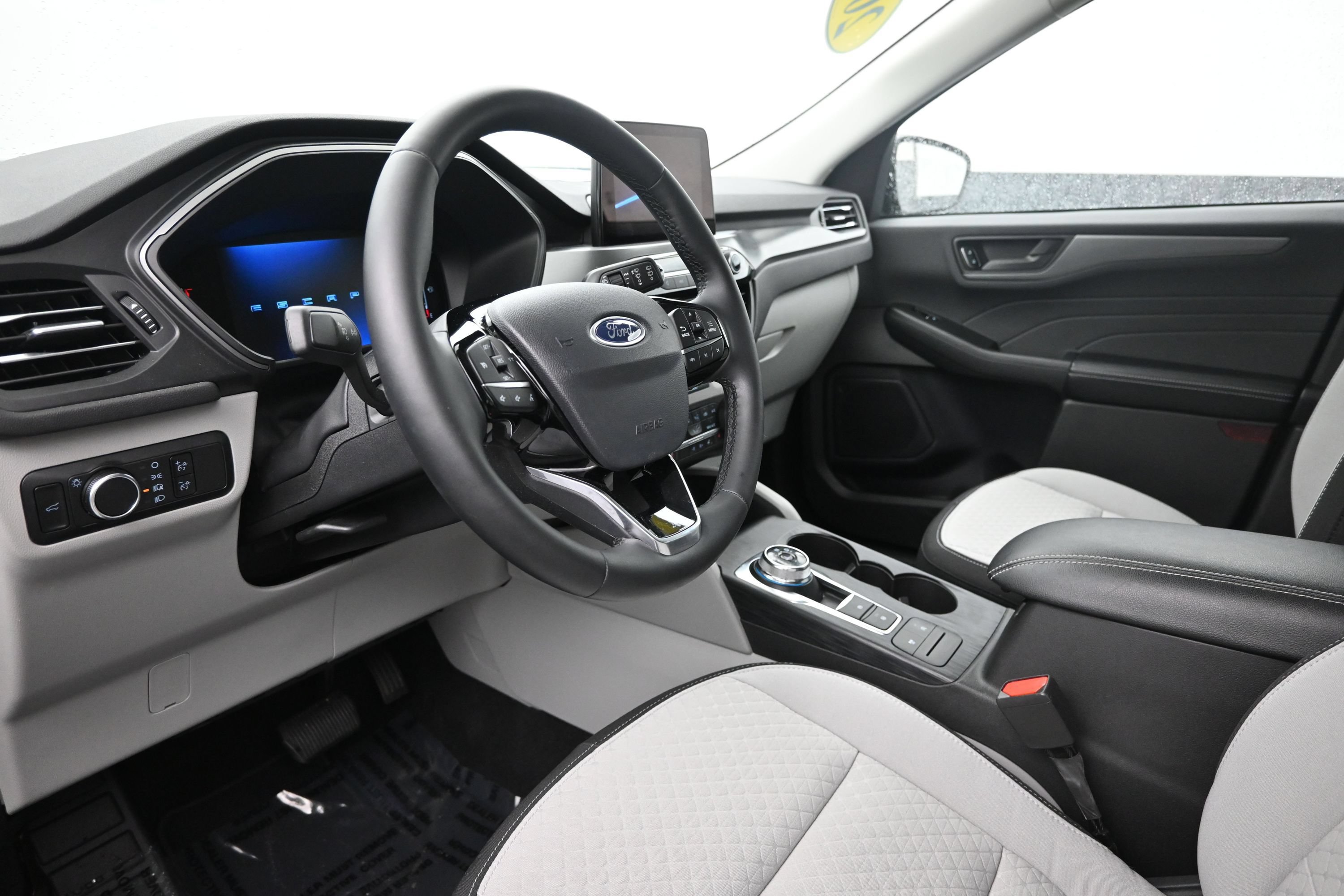 Certified 2024 Ford Escape Active AWD/4WD image 10
