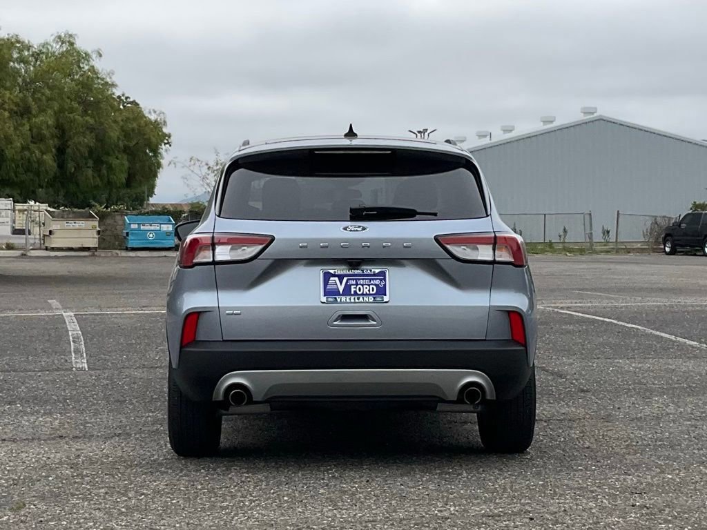 Certified 2022 Ford Escape SE image 9