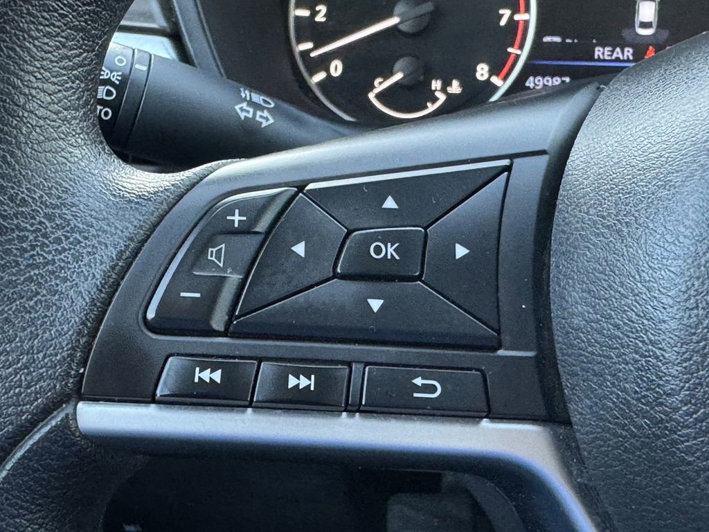 Used 2023 Nissan Altima 2.5 SV image 15