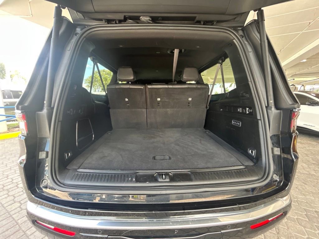 Used 2024 Jeep Wagoneer L Series II w/ Flexible Seating Group image 31