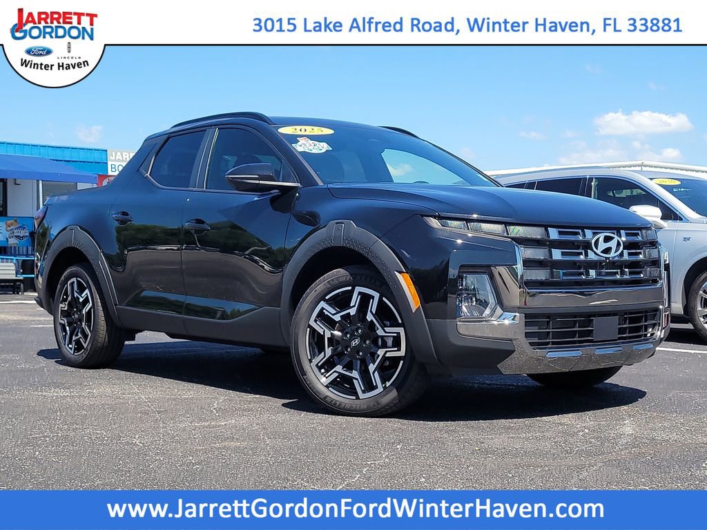 Used 2025 Hyundai Santa Cruz Limited AWD/4WD image 1