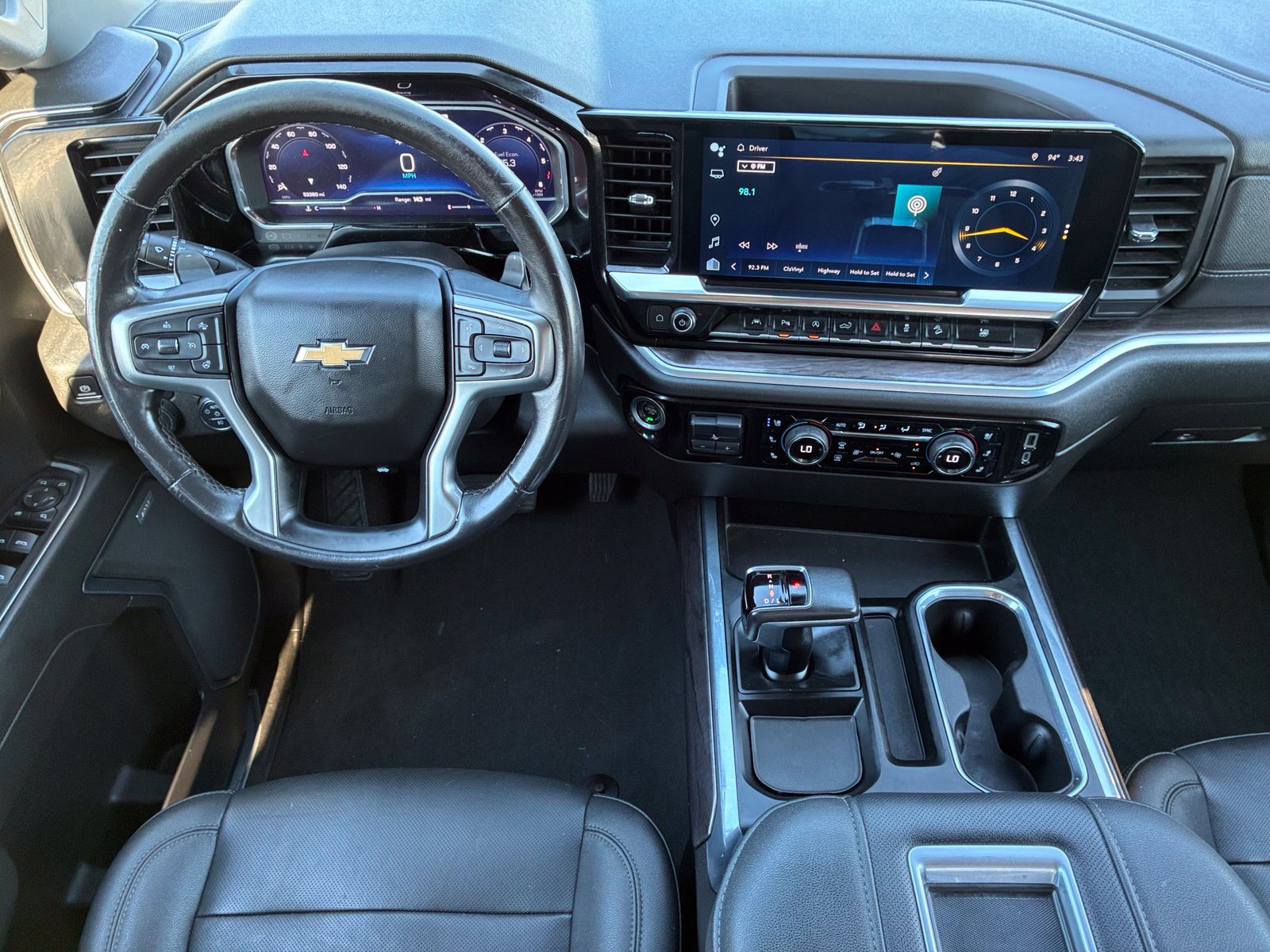 Used 2022 Chevrolet Silverado 1500 LTZ AWD/4WD image 16