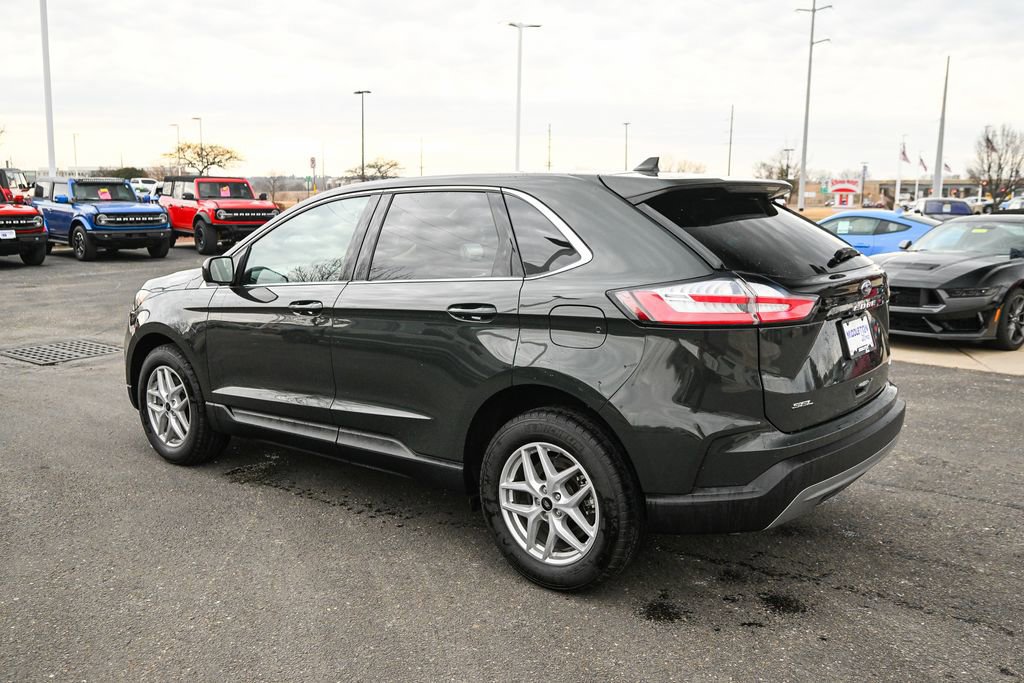 Certified 2024 Ford Edge SEL w/ Convenience Package image 6