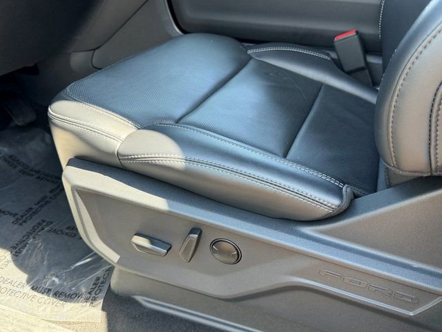 Certified 2025 Ford Expedition Platinum w/ Stealth Appearance Package image 40