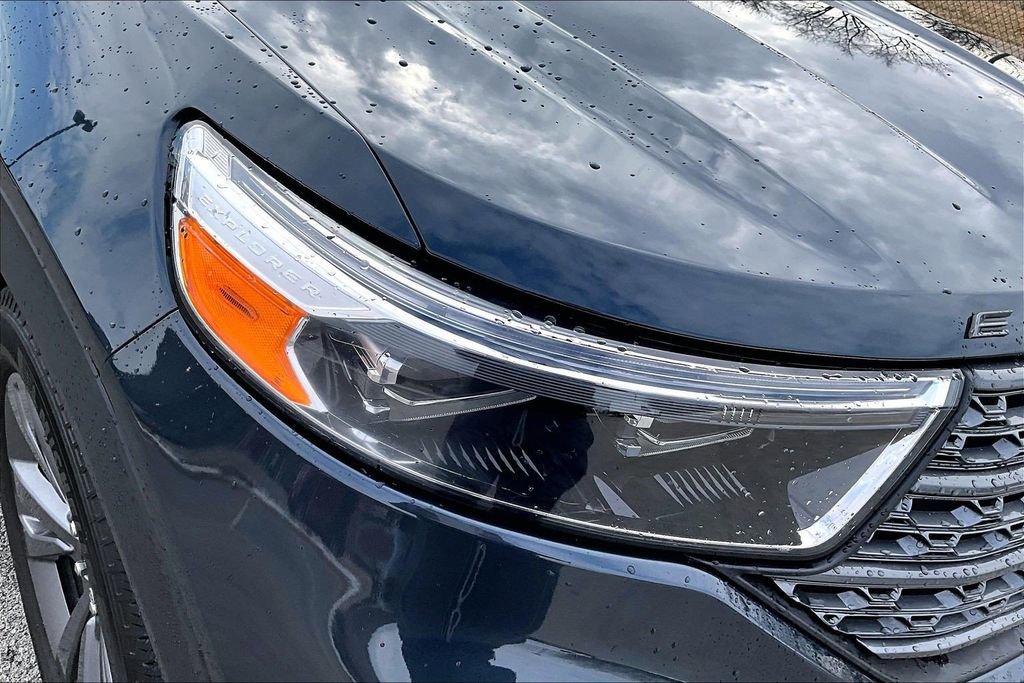 Certified 2023 Ford Explorer XLT w/ Equipment Group 202A image 29