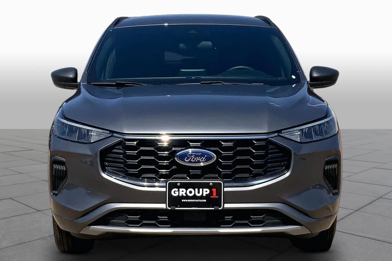 Certified 2024 Ford Escape ST-Line AWD/4WD image 4