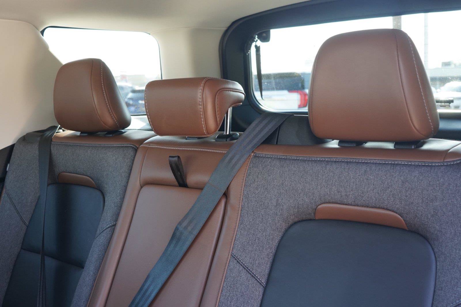 Certified 2022 Ford Bronco Sport Outer Banks w/ Tech Package AWD/4WD image 23