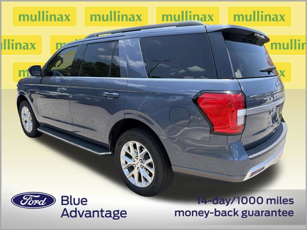 Certified 2023 Ford Expedition XLT RWD image 3