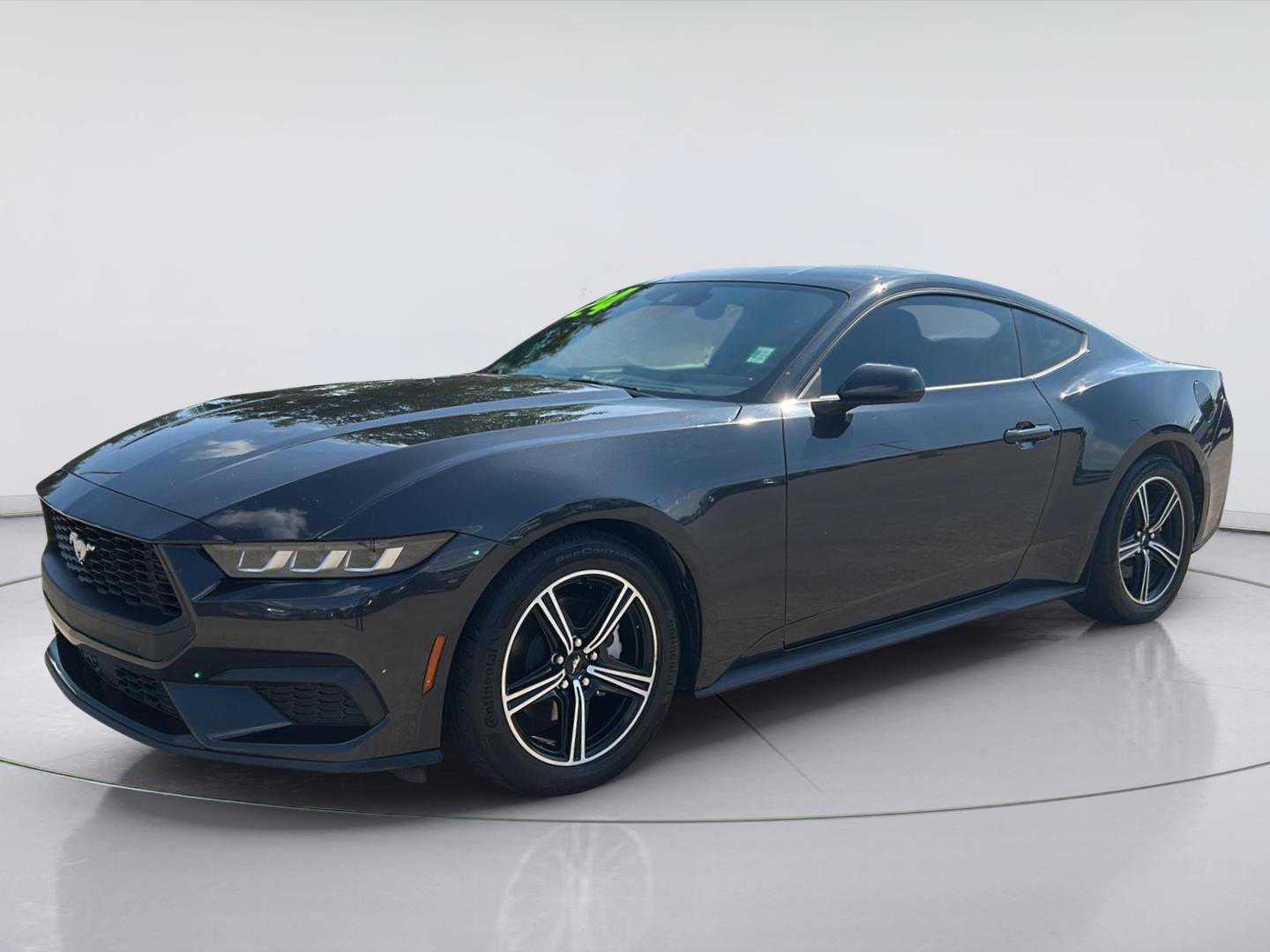 Certified 2024 Ford Mustang Coupe RWD image 1