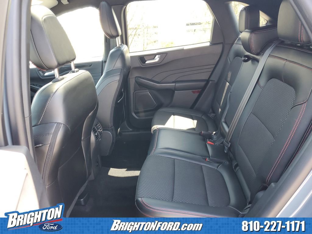 Certified 2024 Ford Escape ST-Line w/ Tech Pack #1 AWD/4WD image 13