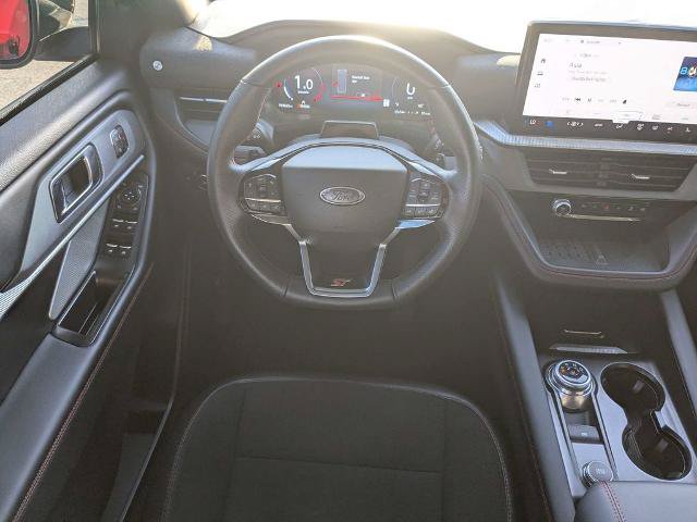 Certified 2025 Ford Explorer ST RWD image 18