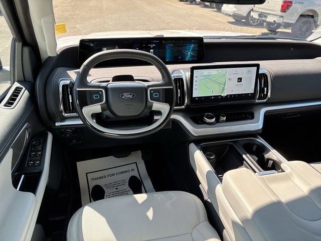 Certified 2025 Ford Expedition Platinum image 23