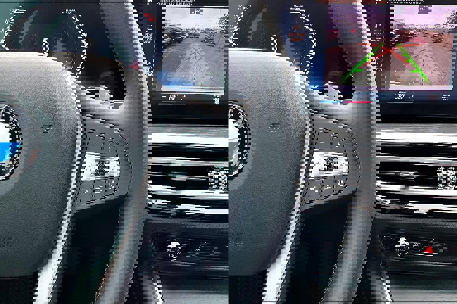 Used 2023 BMW 330i Sedan w/ Driving Assistance Package image 25