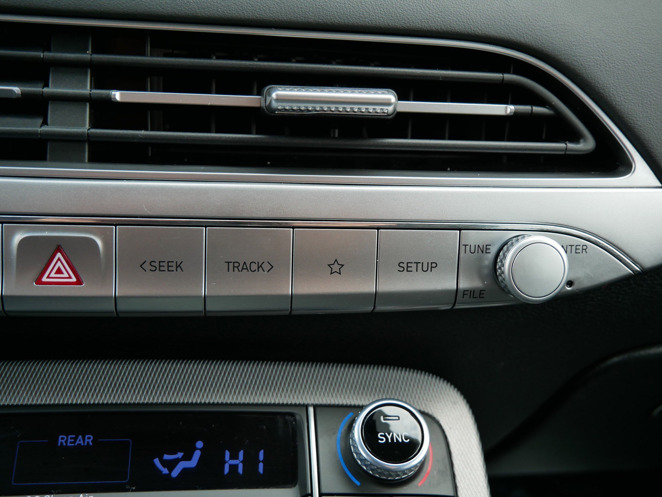 Used 2022 Hyundai Palisade SEL w/ 8P Bench Seat Package image 29