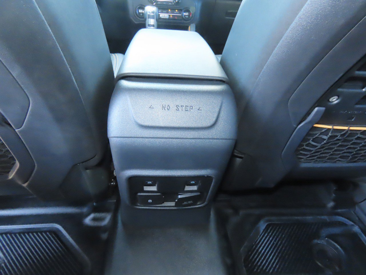 Certified 2023 Ford Bronco Badlands w/ Sasquatch Package AWD/4WD image 19