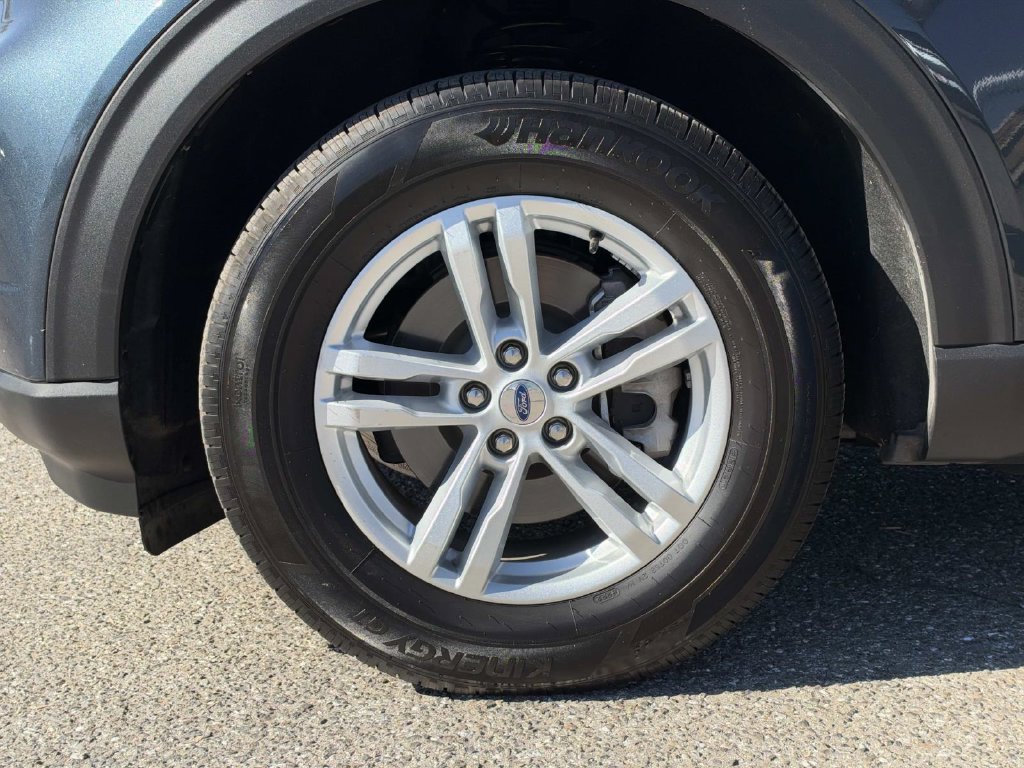 Certified 2023 Ford Explorer XLT w/ Equipment Group 202A RWD image 27