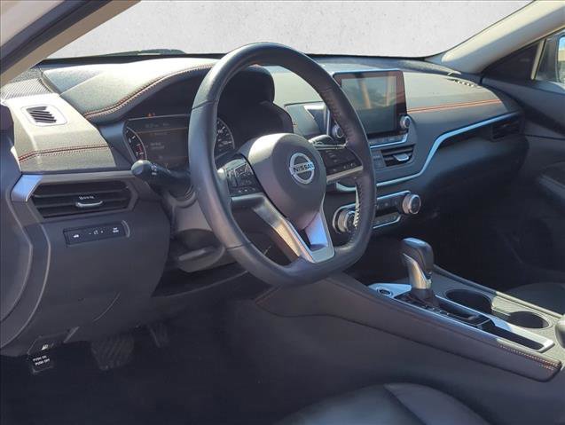 Used 2020 Nissan Altima 2.5 SR w/ Premium Package image 8