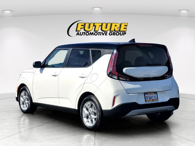 Used 2023 Kia Soul S FWD image 6