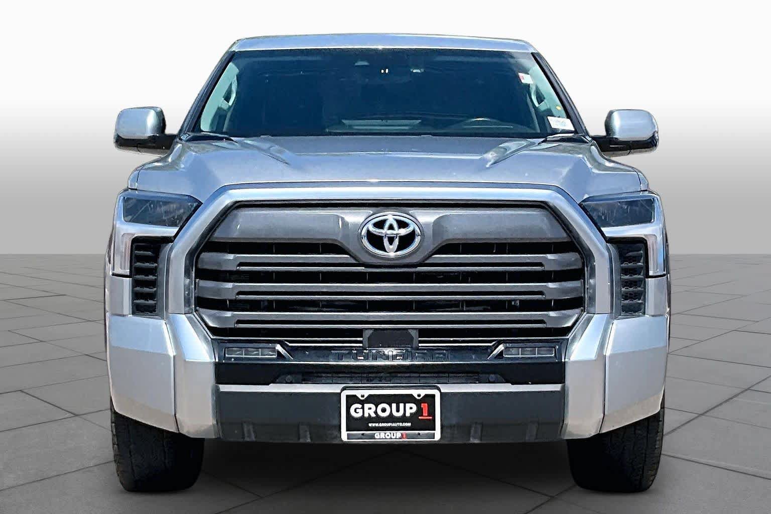 Used 2024 Toyota Tundra Limited w/ Power Package AWD/4WD image 4