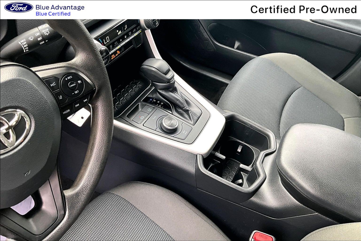 Used 2024 Toyota RAV4 LE AWD/4WD image 15