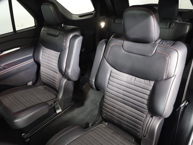 Certified 2025 Ford Explorer ST-Line w/ Premium Package image 13